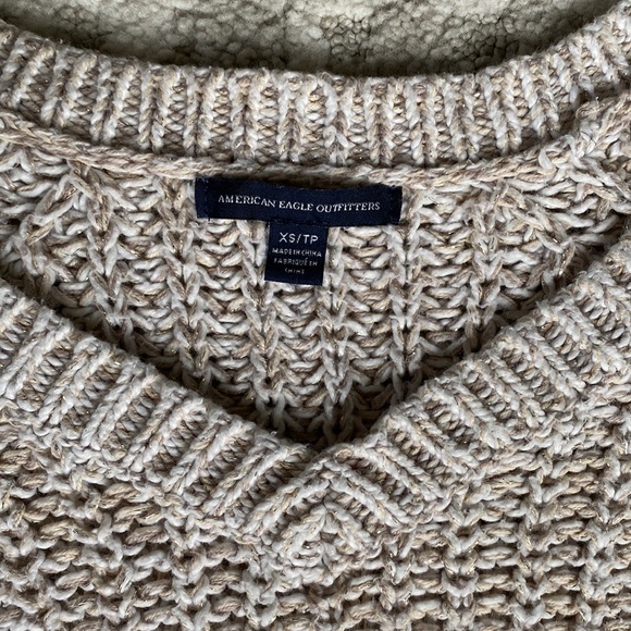 •American Eagle• Knit V-Neck Chunky Sweater - Picture 11 of 12